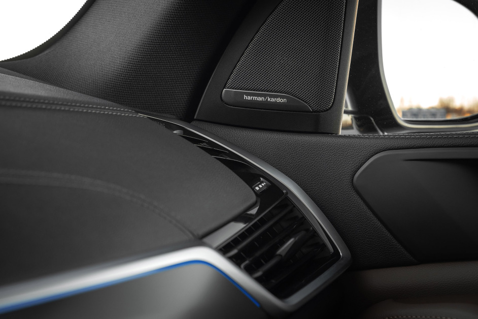 Аренда BMW X5 M50d в Санкт-Петербурге