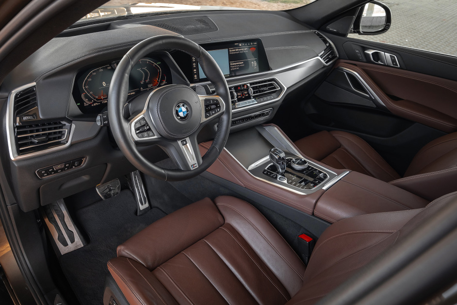Аренда BMW X6 30d xDrive в Санкт-Петербурге
