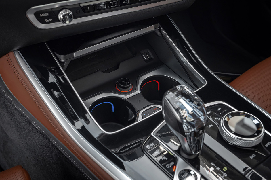 Аренда BMW X5 M50d в Санкт-Петербурге