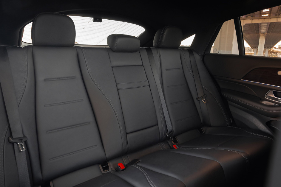 Аренда Mercedes GLE 400d 4matic в Санкт-Петербурге