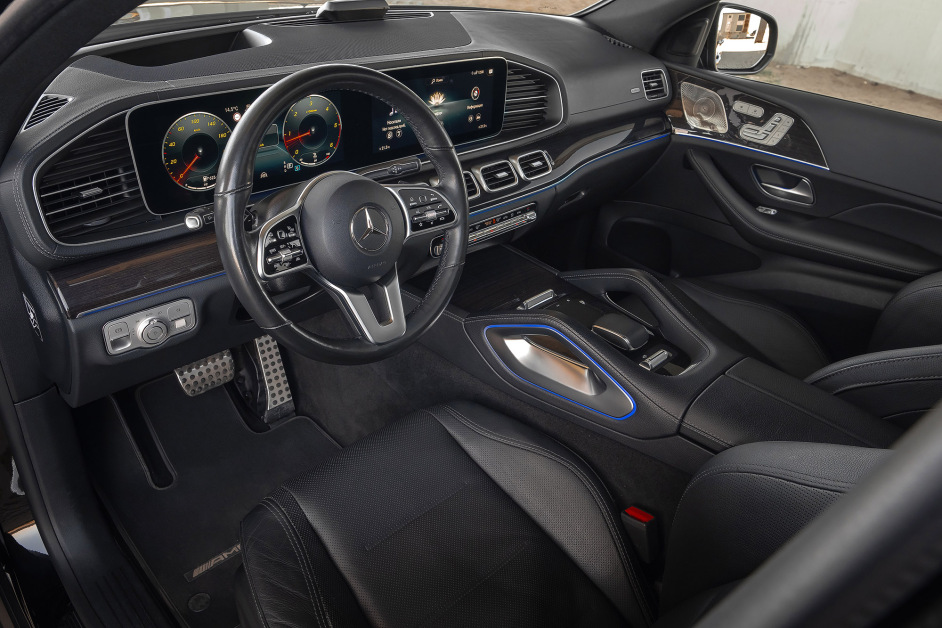 Аренда Mercedes GLE 400d 4matic в Санкт-Петербурге