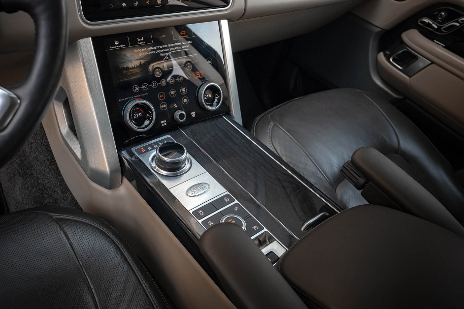 Аренда Range Rover  в Санкт-Петербурге