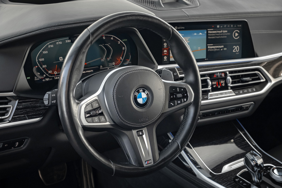 Аренда BMW 40d xDrive в Санкт-Петербурге