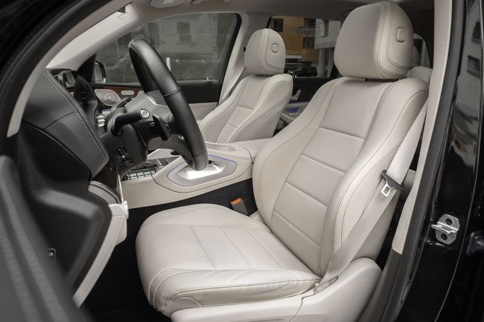 Аренда Mercedes GLS 450 в Санкт-Петербурге
