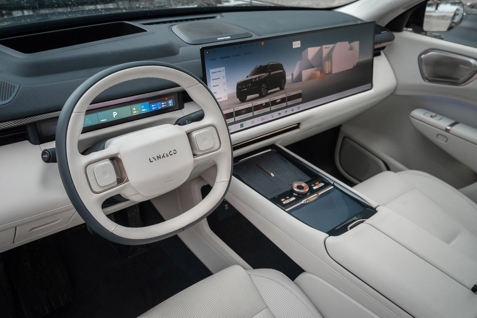 Аренда Lynk & Co 900 Ultra в Санкт-Петербурге
