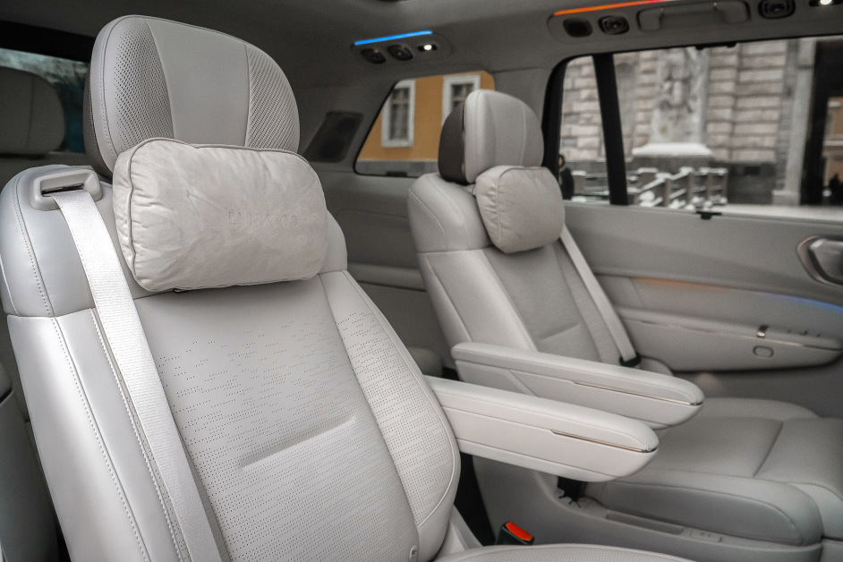 Аренда Lynk & Co 900 Ultra в Санкт-Петербурге