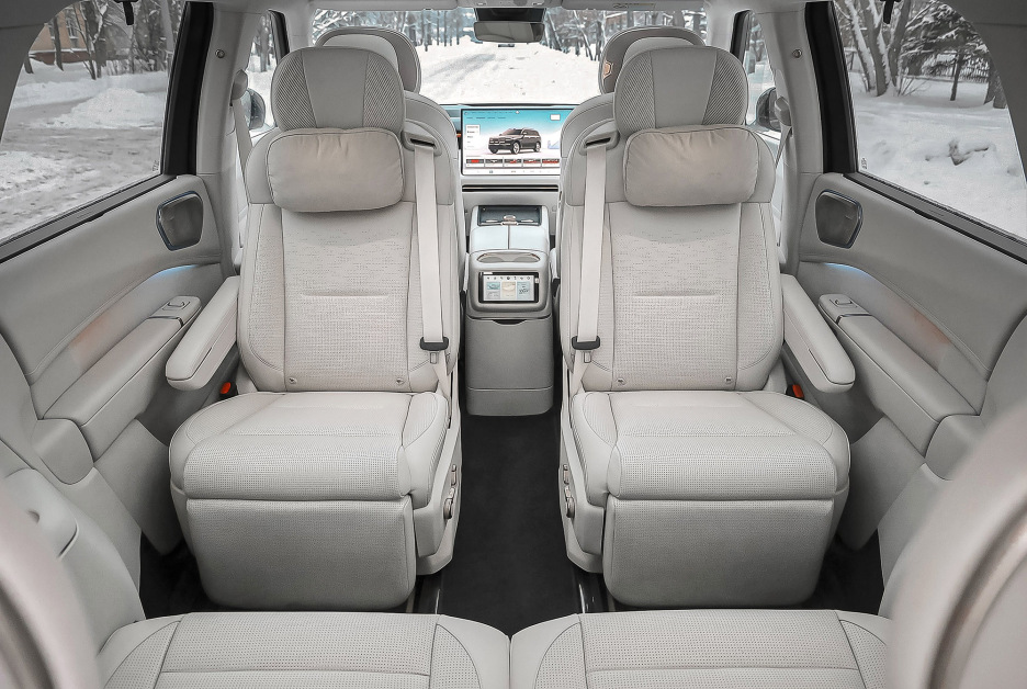 Аренда Lynk & Co 900 Ultra в Санкт-Петербурге