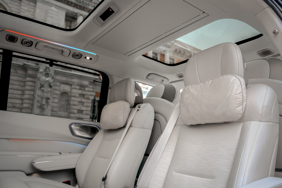 Аренда Lynk & Co 900 Ultra в Санкт-Петербурге