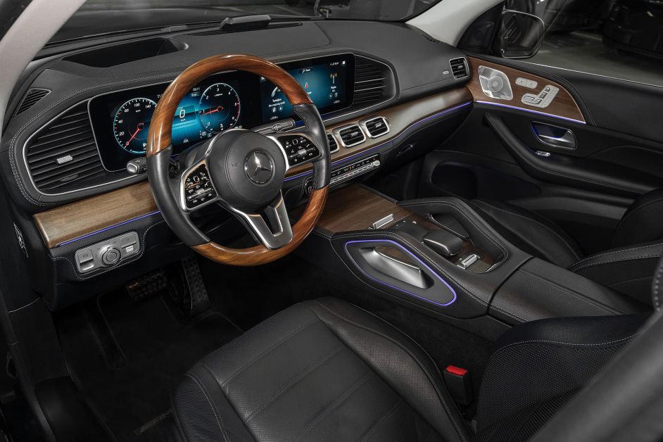 Аренда Mercedes GLS 400d в Санкт-Петербурге