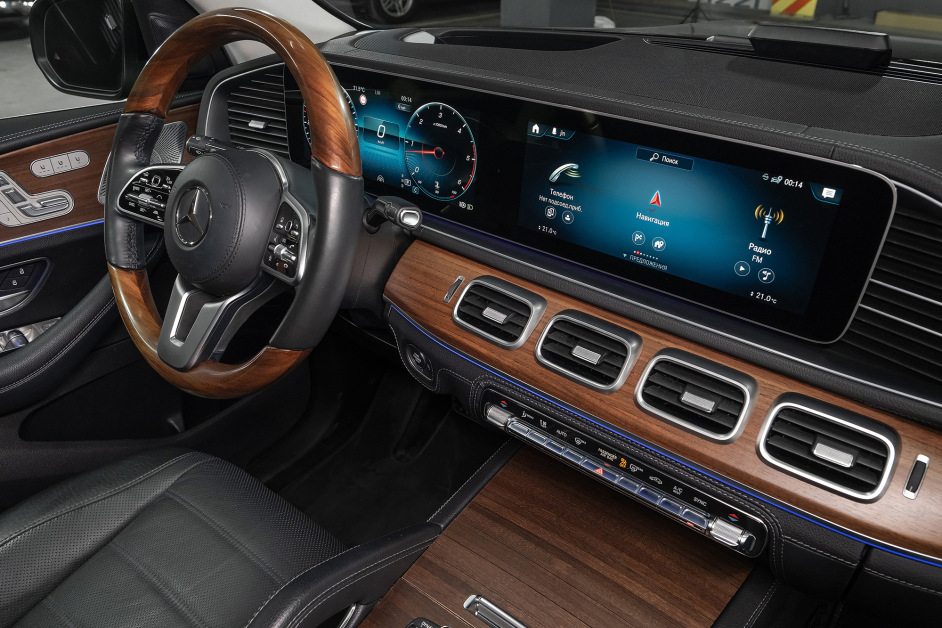 Аренда Mercedes GLS 400d в Санкт-Петербурге