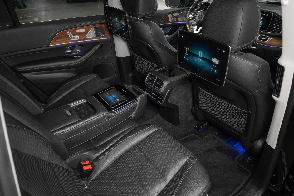Аренда Mercedes GLS 400d в Санкт-Петербурге