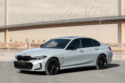 Аренда BMW BMW 3-Series 330e xDrive в Санкт-Петербурге