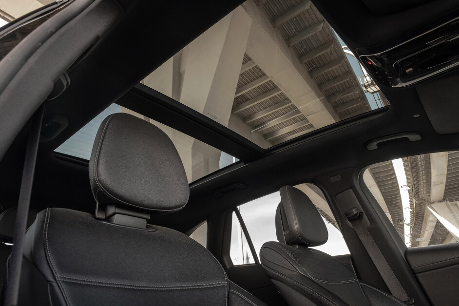 Аренда Mercedes GLC300 Restayling в Санкт-Петербурге