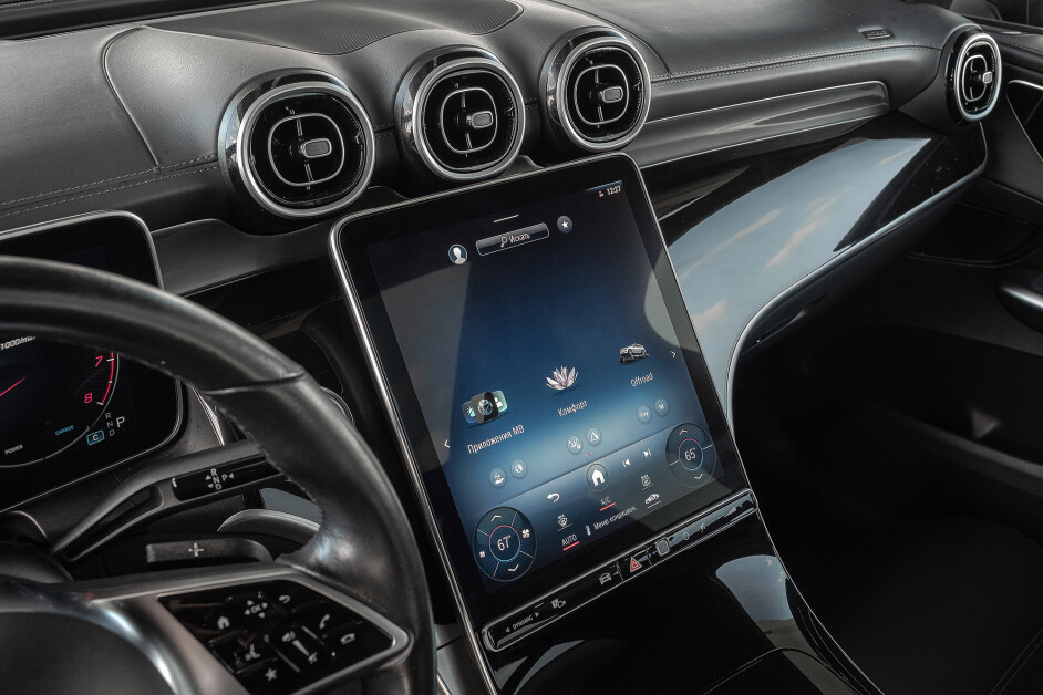 Аренда Mercedes GLC300 Restayling в Санкт-Петербурге