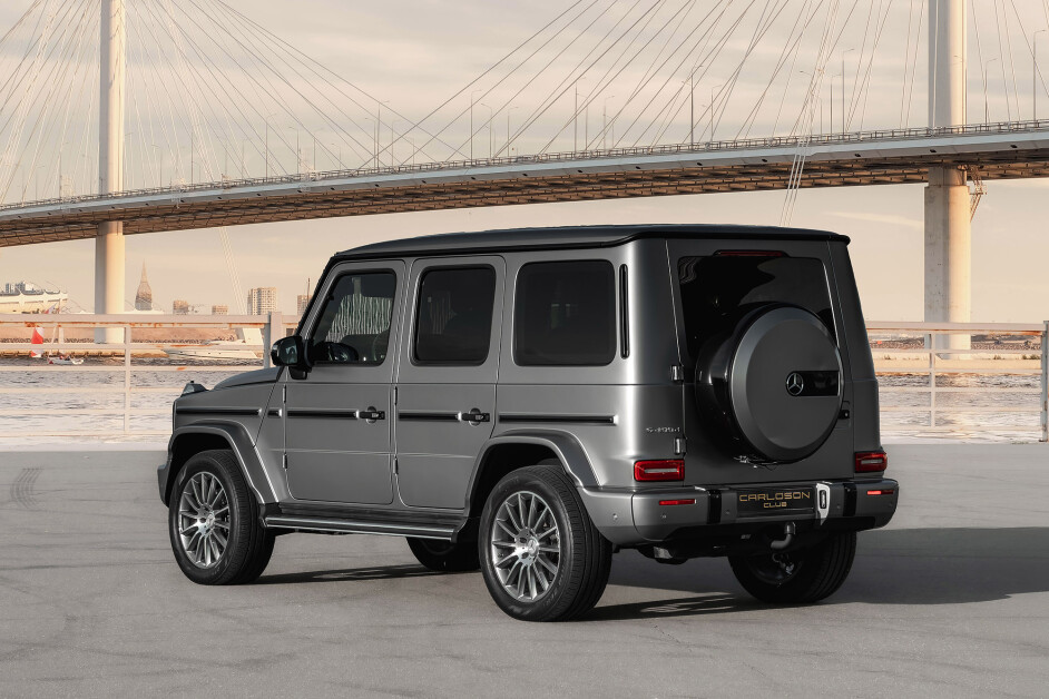 Аренда Mercedes Gelandewagen 400d в Санкт-Петербурге
