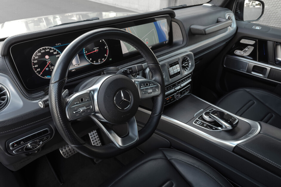 Аренда Mercedes Gelandewagen 400d в Санкт-Петербурге